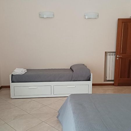 A Casa Di Laura Appartement Napels Buitenkant foto